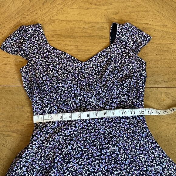 UO Finnigan Floral Mini Dress Size XS - Picture 9 of 13